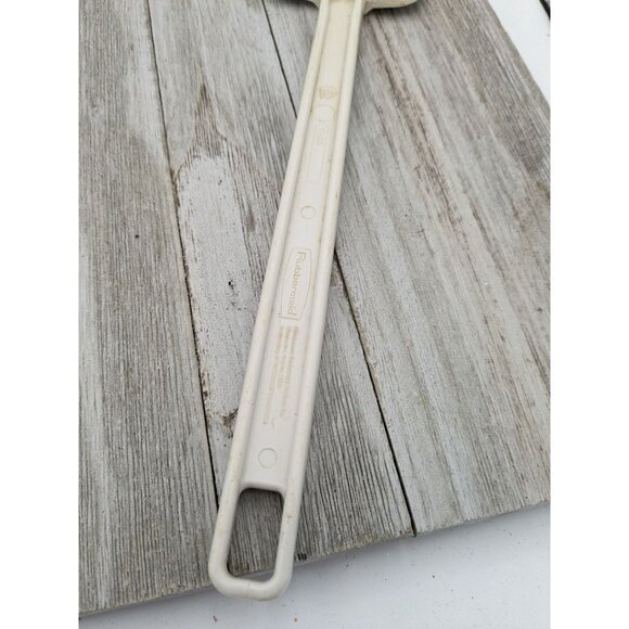 Rubbermaid 1905 Scoop Scraper White Spatula 13 1/2" Long - Picture 3 of 9